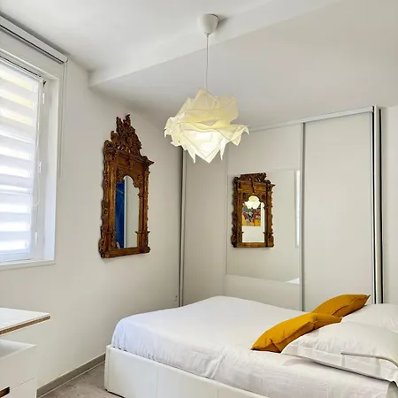 Le Favorin 1 Apartment Arles